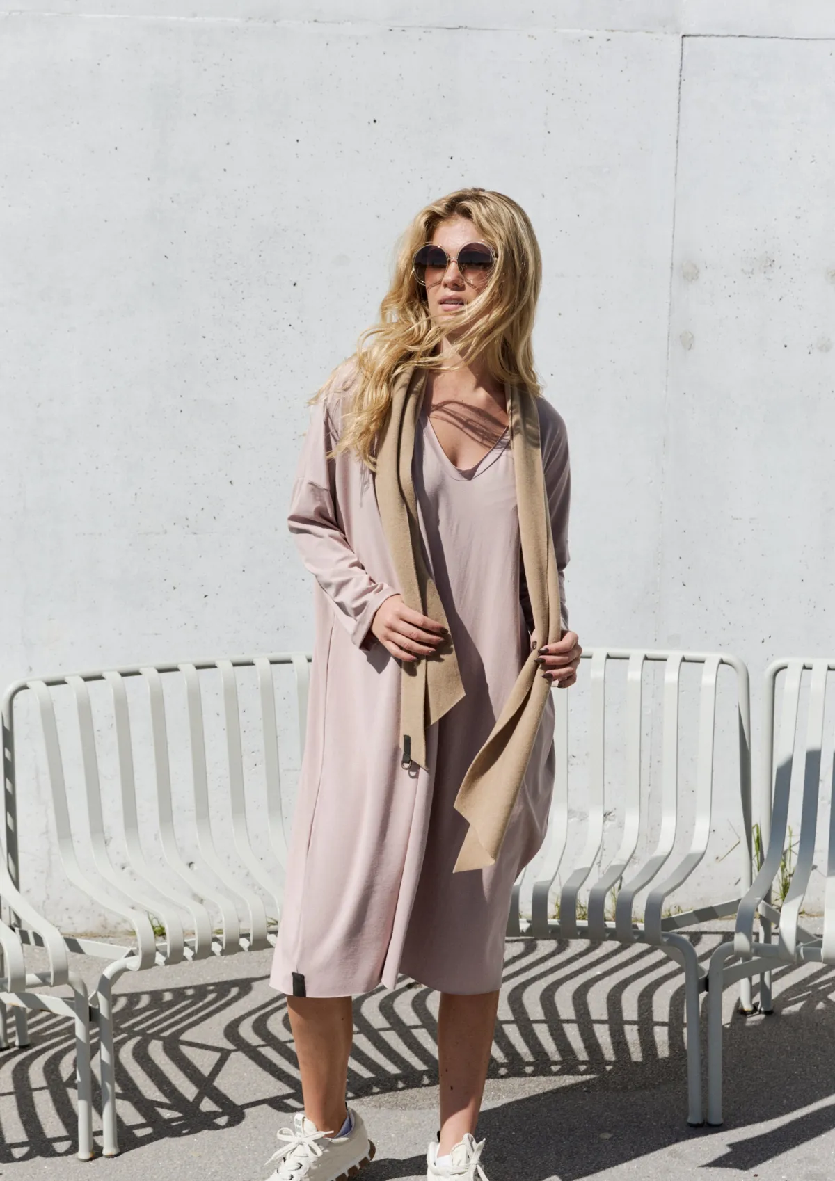 HSCPH KLEID OVERSIZE KLEID OVERSIZE - 98043 - NUDE Best