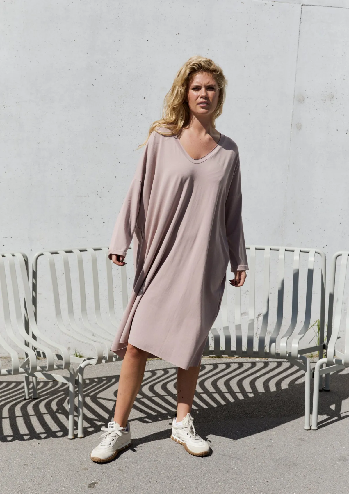 HSCPH KLEID OVERSIZE KLEID OVERSIZE - 98043 - NUDE Best