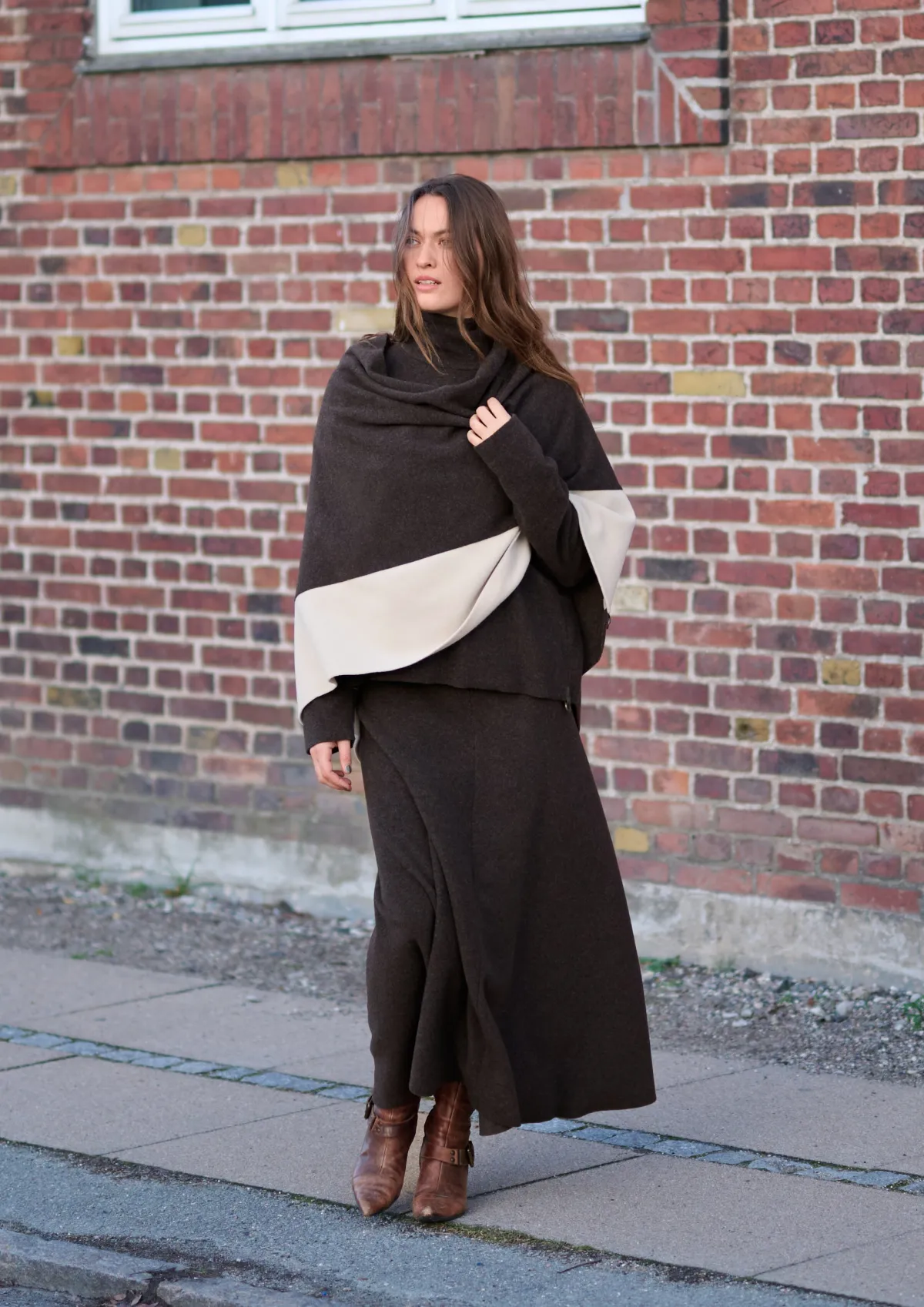 HSCPH PONCHO 2 FARBIGE PONCHO 2 FARBIGE - 4068 - CHOCOLATE/KIT Online